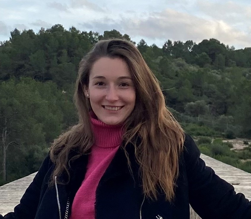  Anna Sara Molnar